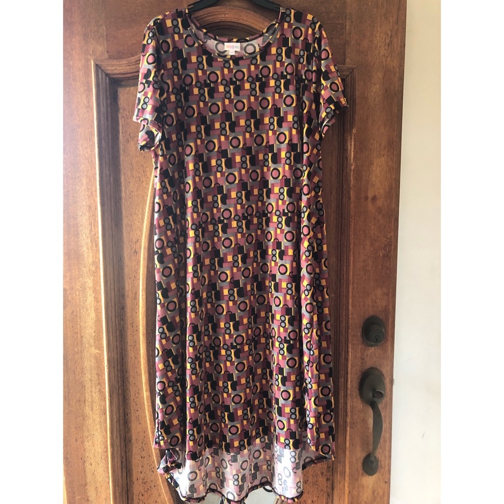 LuLaRoe 2XL Carly